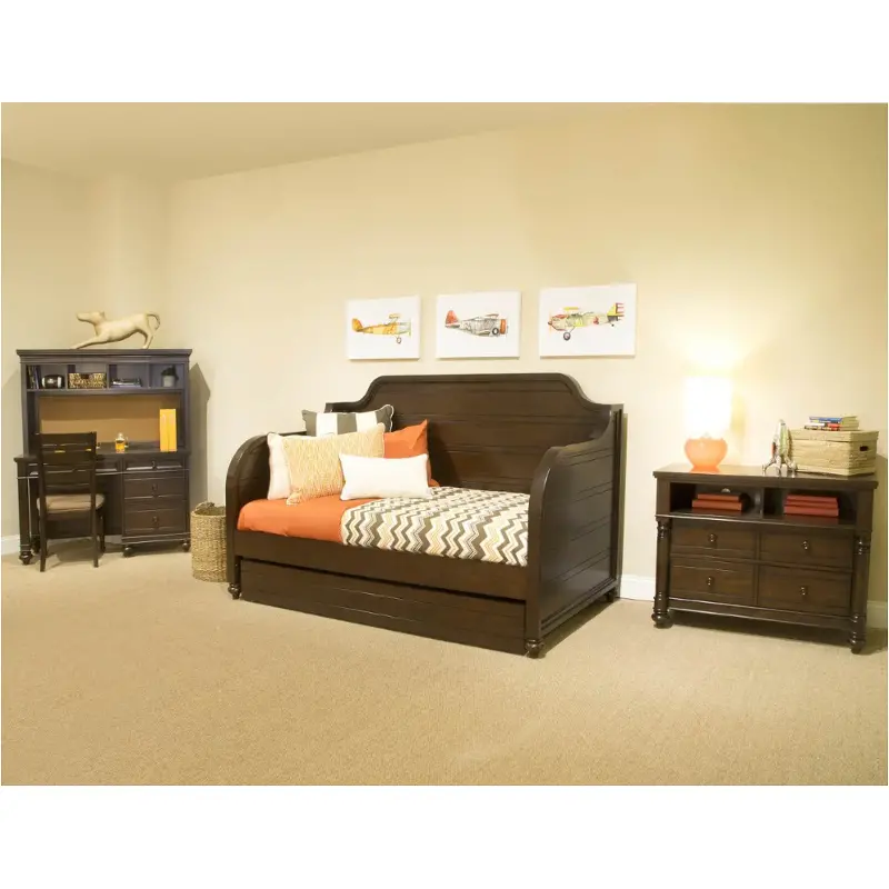homelivingfurniture-120260616165147646123