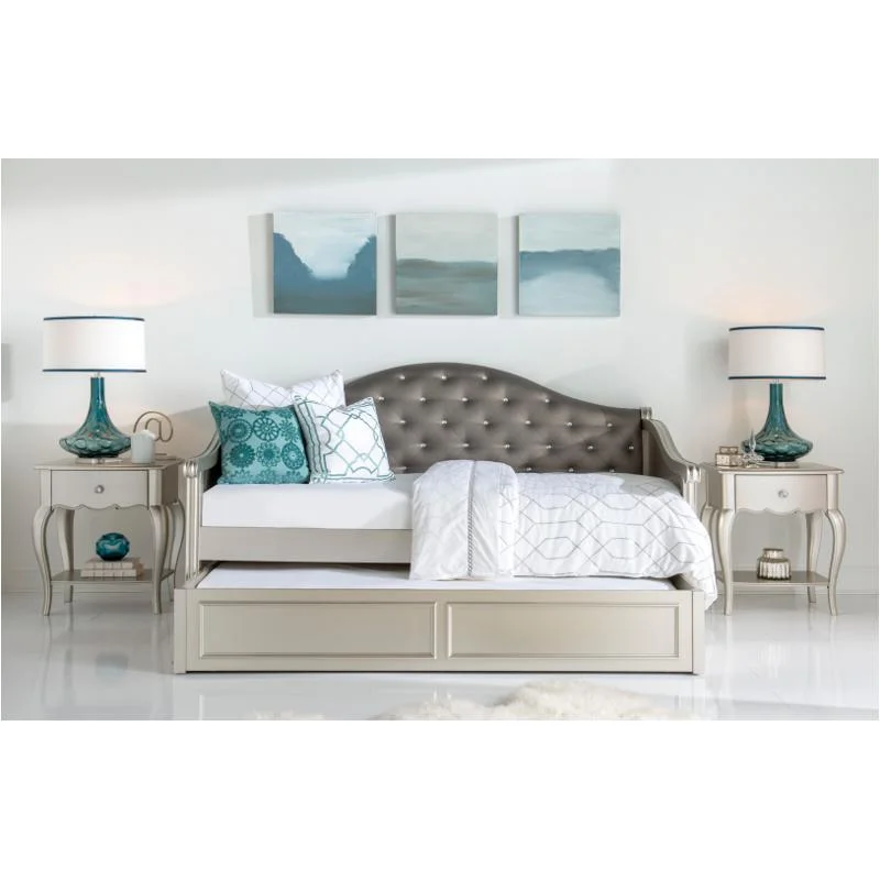 homelivingfurniture-120260618132322966706