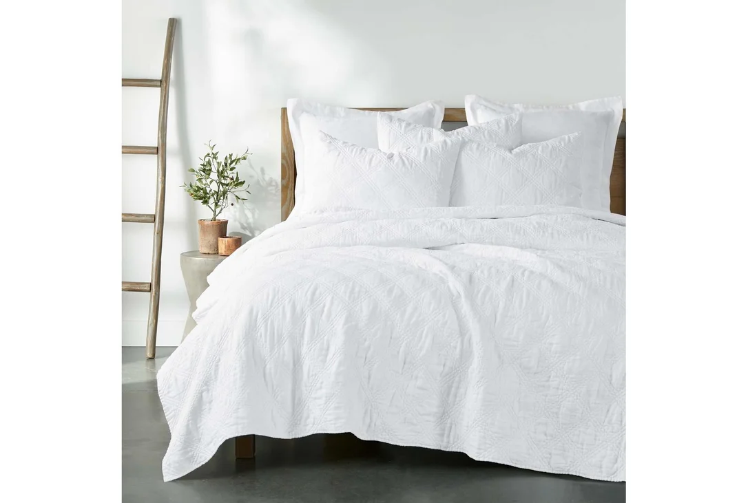 livingspaces202606211214311470870
