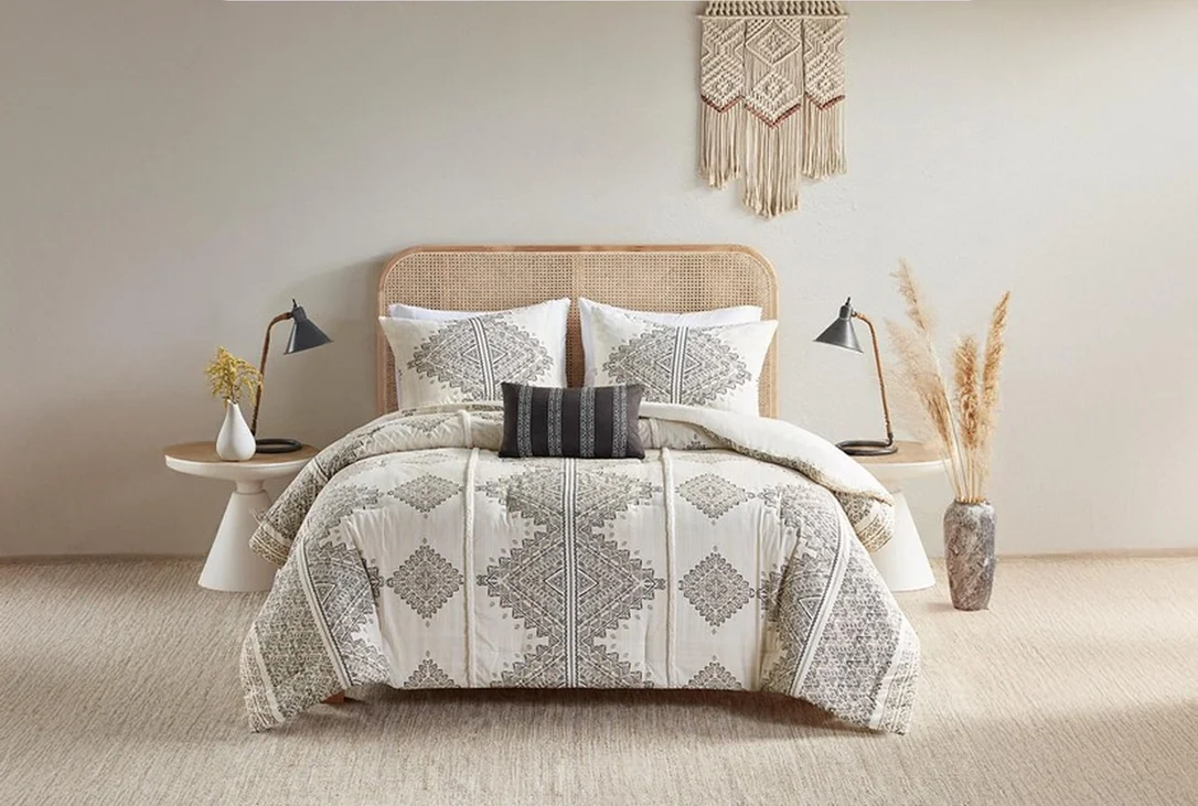 livingspaces202606211315141480219